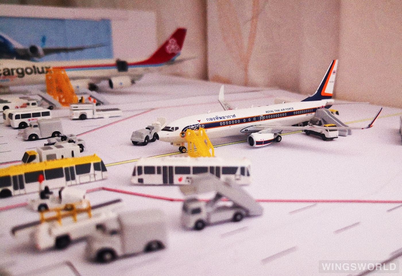 Phoenix 1:400 PH11672 RTAF 泰国皇家空军 Boeing 737-800 HS-TYS