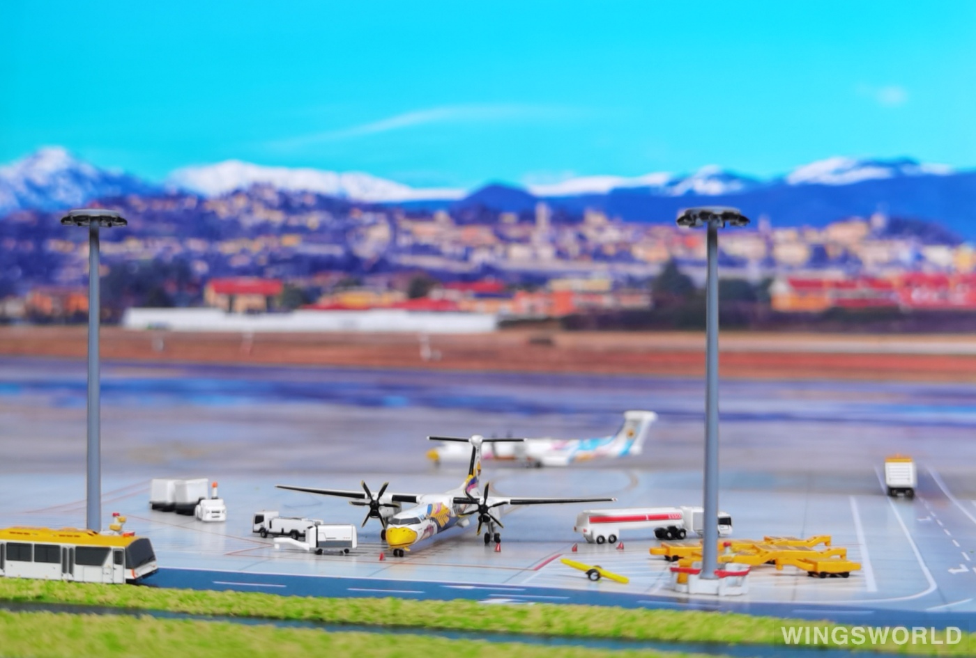 JC Wings 1:400 XX4396 Nok Air 皇雀航空 Bombardier Dash 8-400 HS-DQC