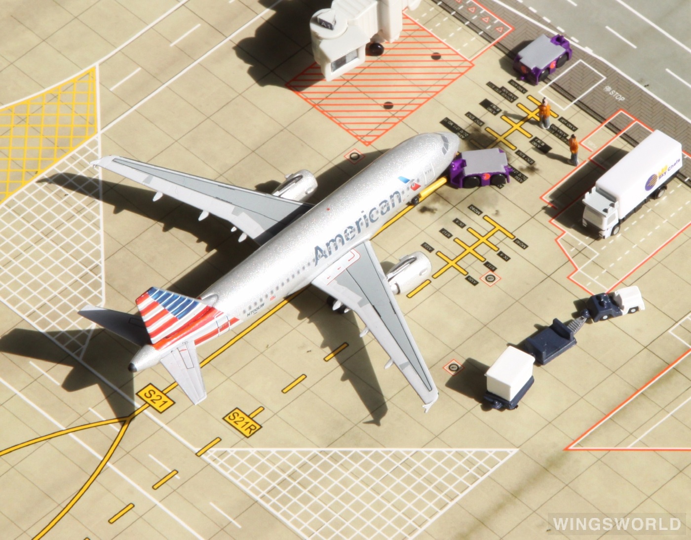 AeroClassics 1:400 ACN700UW American Airlines 美国航空 Airbus A319 N700UW