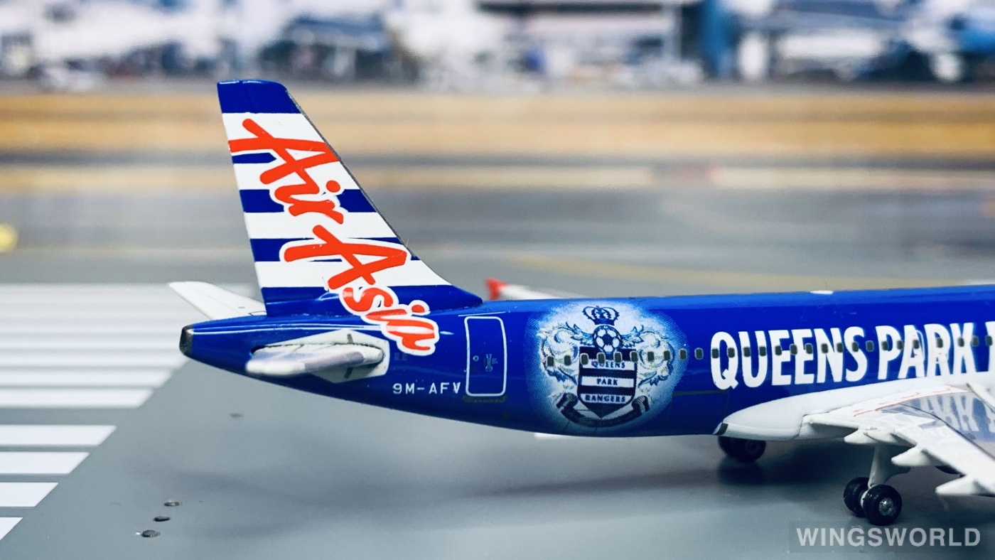 Phoenix 1:400 PH10685 AirAsia 亚洲航空 Airbus A320 9M-AFV