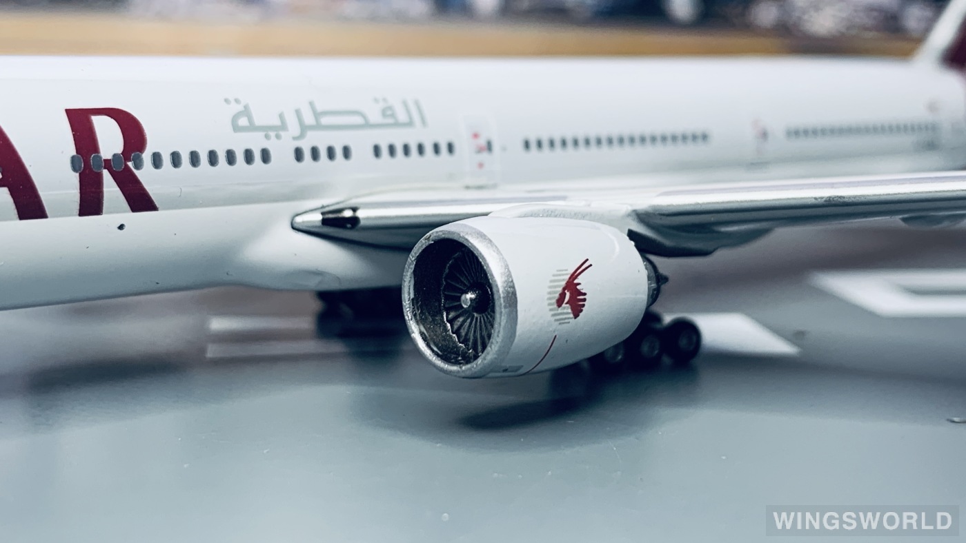 Phoenix 1:400 PH10207 Qatar 卡塔尔航空 Boeing 777-300ER A7-BAA