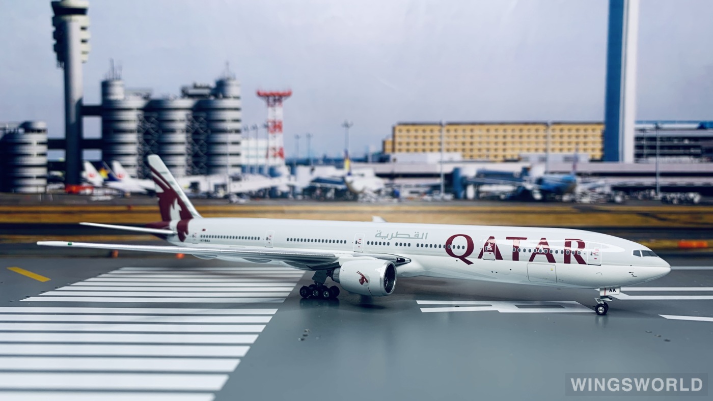 Phoenix 1:400 PH10207 Qatar 卡塔尔航空 Boeing 777-300ER A7-BAA