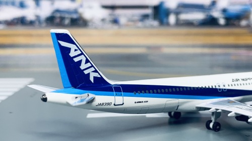豪華 ANA A320 Airbus 1:400 AeroClassics 全日空ACJA8390 ANK JA8390 航空機・ヘリコプター