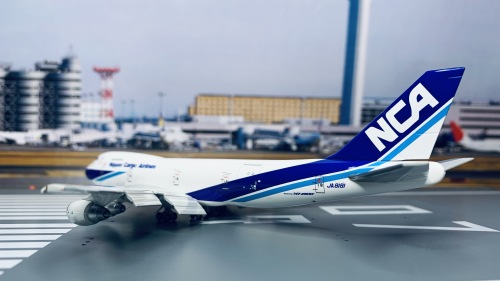 Nippon Cargo Airlines 日本货物航空 Boeing 747-200 JA8181 Flap Down 安克雷奇6R滑行道 KZ44405 Hogan 1:400
