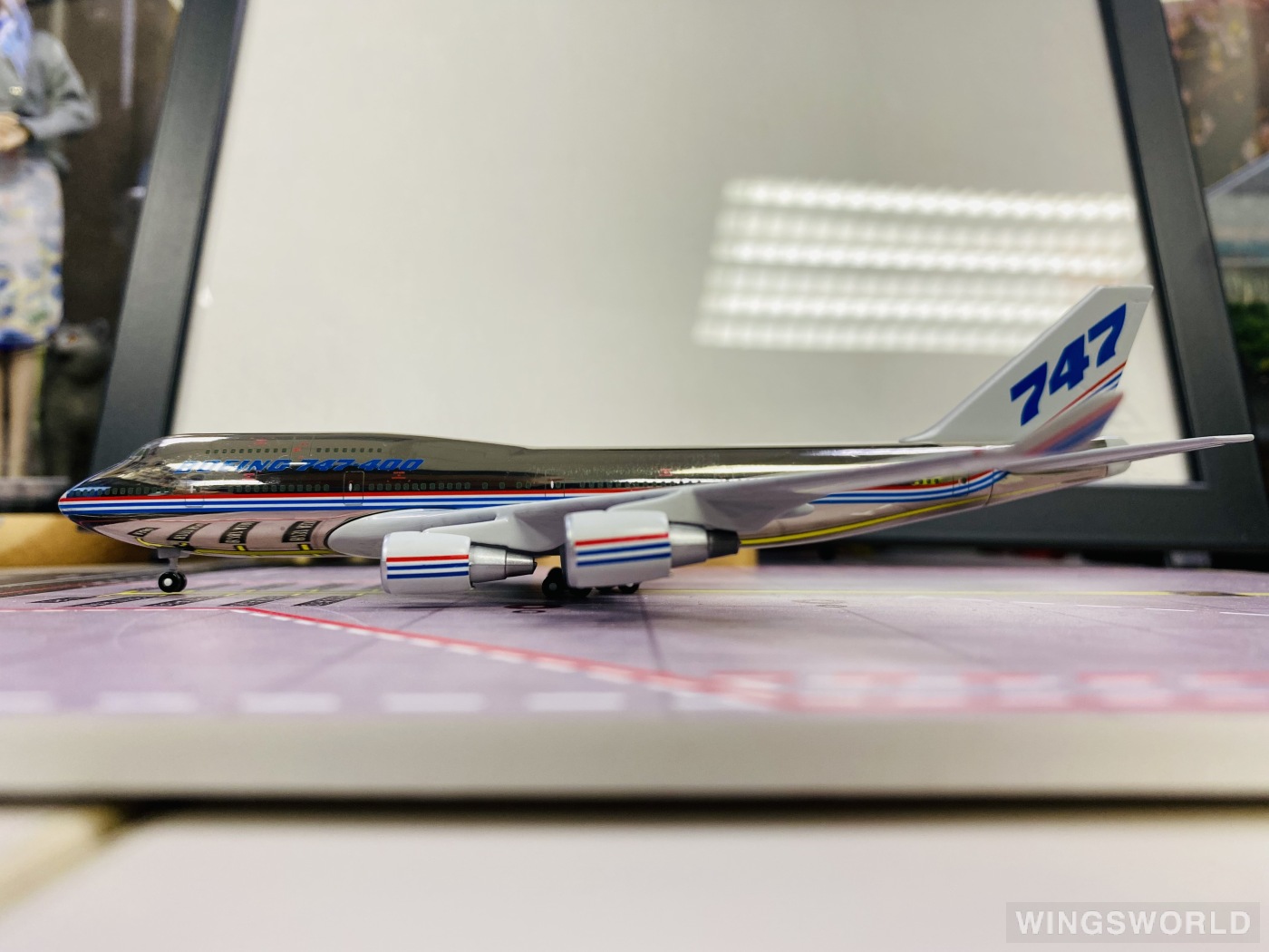 Geminijets 1:400 GJSAMPLE Boeing 波音公司 Boeing 747-400 N401PW