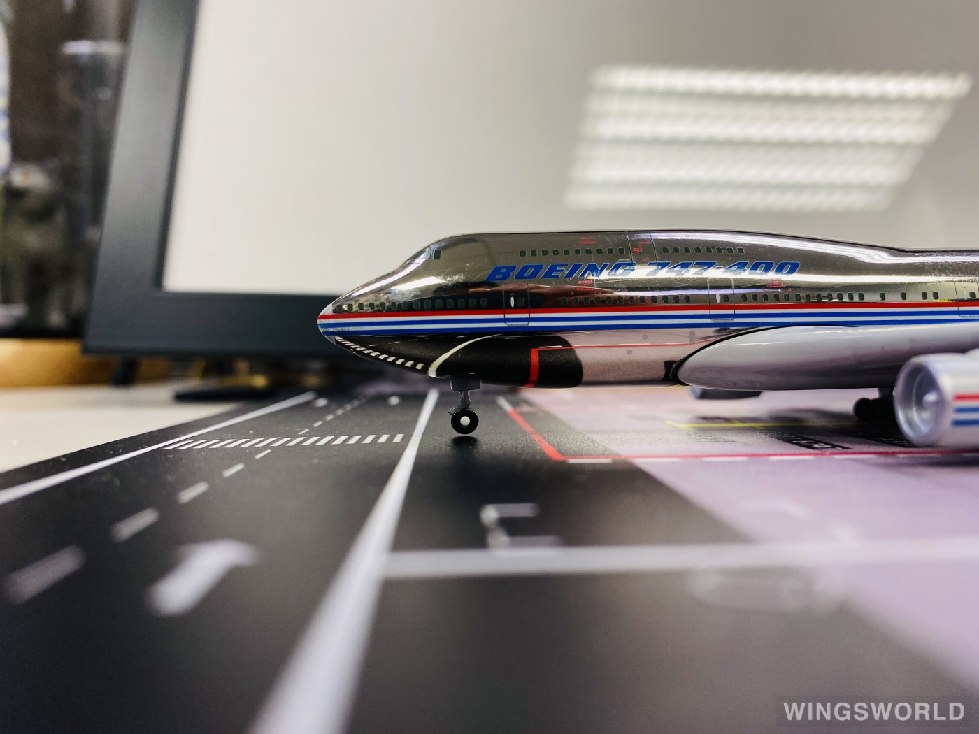 Geminijets 1:400 GJSAMPLE Boeing 波音公司 Boeing 747-400 N401PW