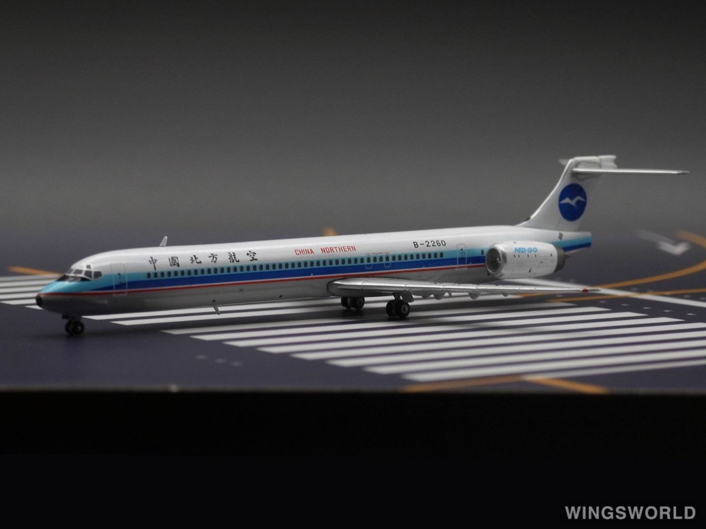 JC Wings 1:400 KD4099 China Northern Airlines 中国北方航空 McDonnell Douglas MD-90 B-2260