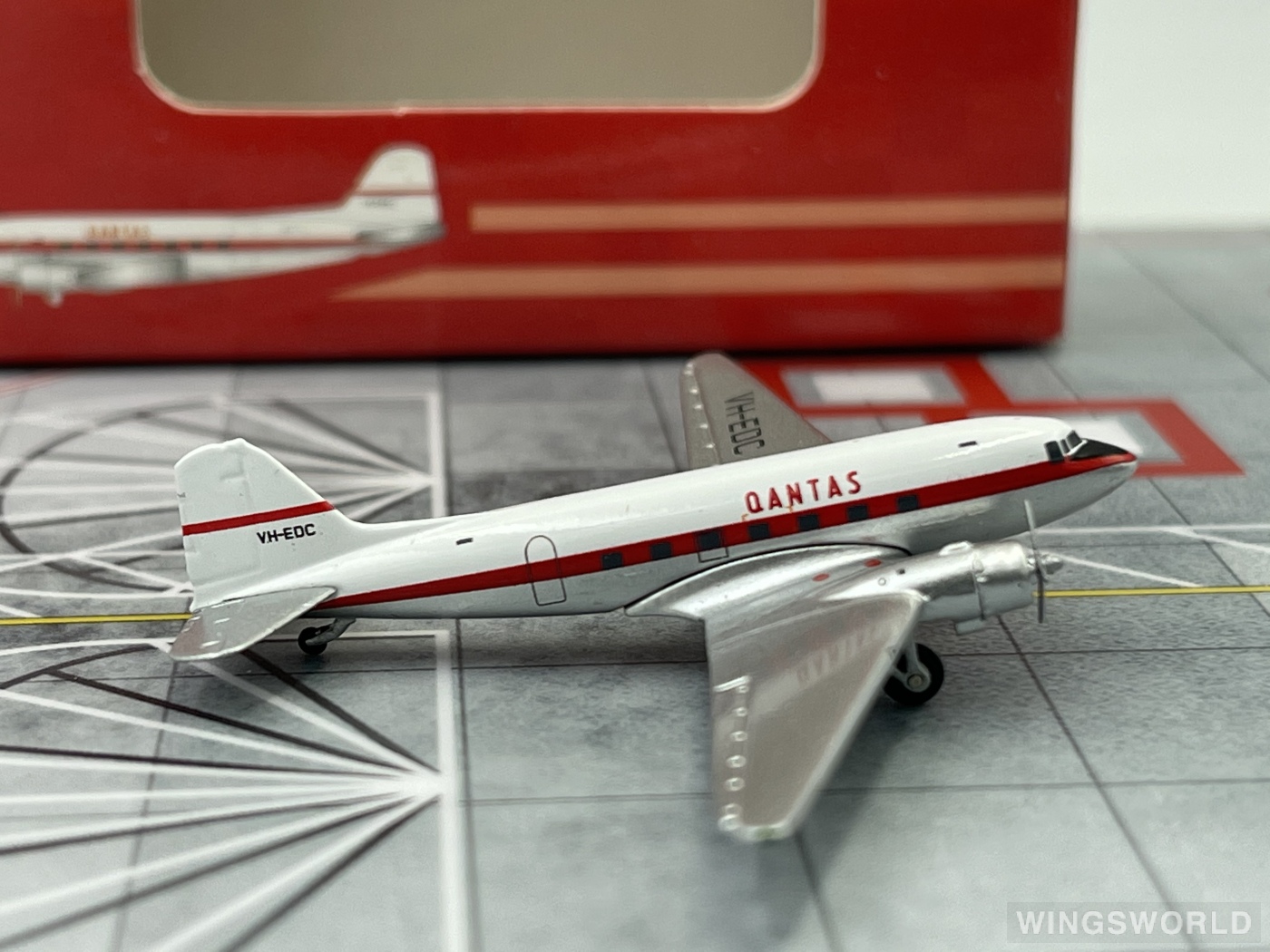 JC Wings 1:400 JC2091 Qantas 澳洲航空 Douglas DC-3 VH-EDC