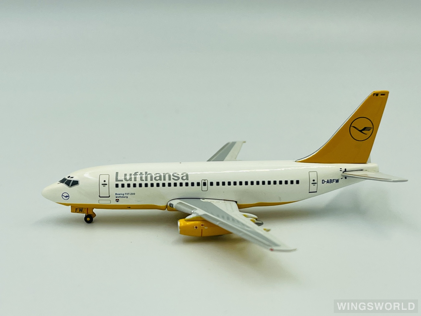SMA 1:400 SMA030801 Lufthansa 汉莎航空 Boeing 737-200 D-ABFW
