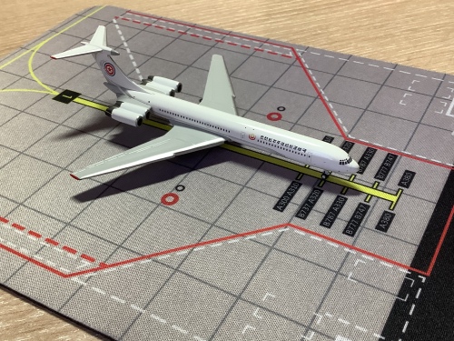 JC Wings 1:400 Ilyushin Il-62 Air Koryo 朝鲜高丽航空EW462M002 P