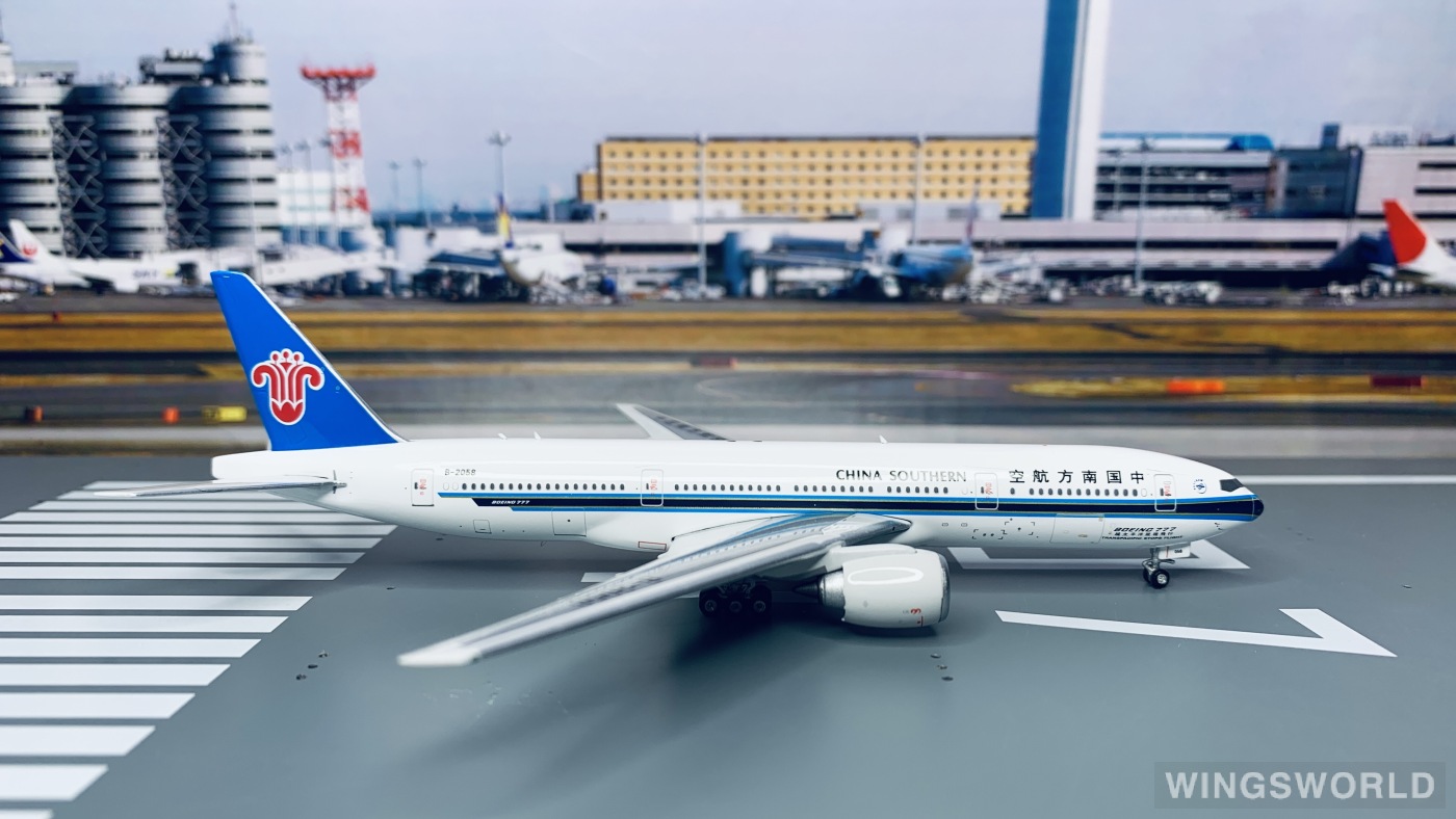 Phoenix 1:400 PH11680 China Southern 中国南方航空 Boeing 777-200ER B-2058