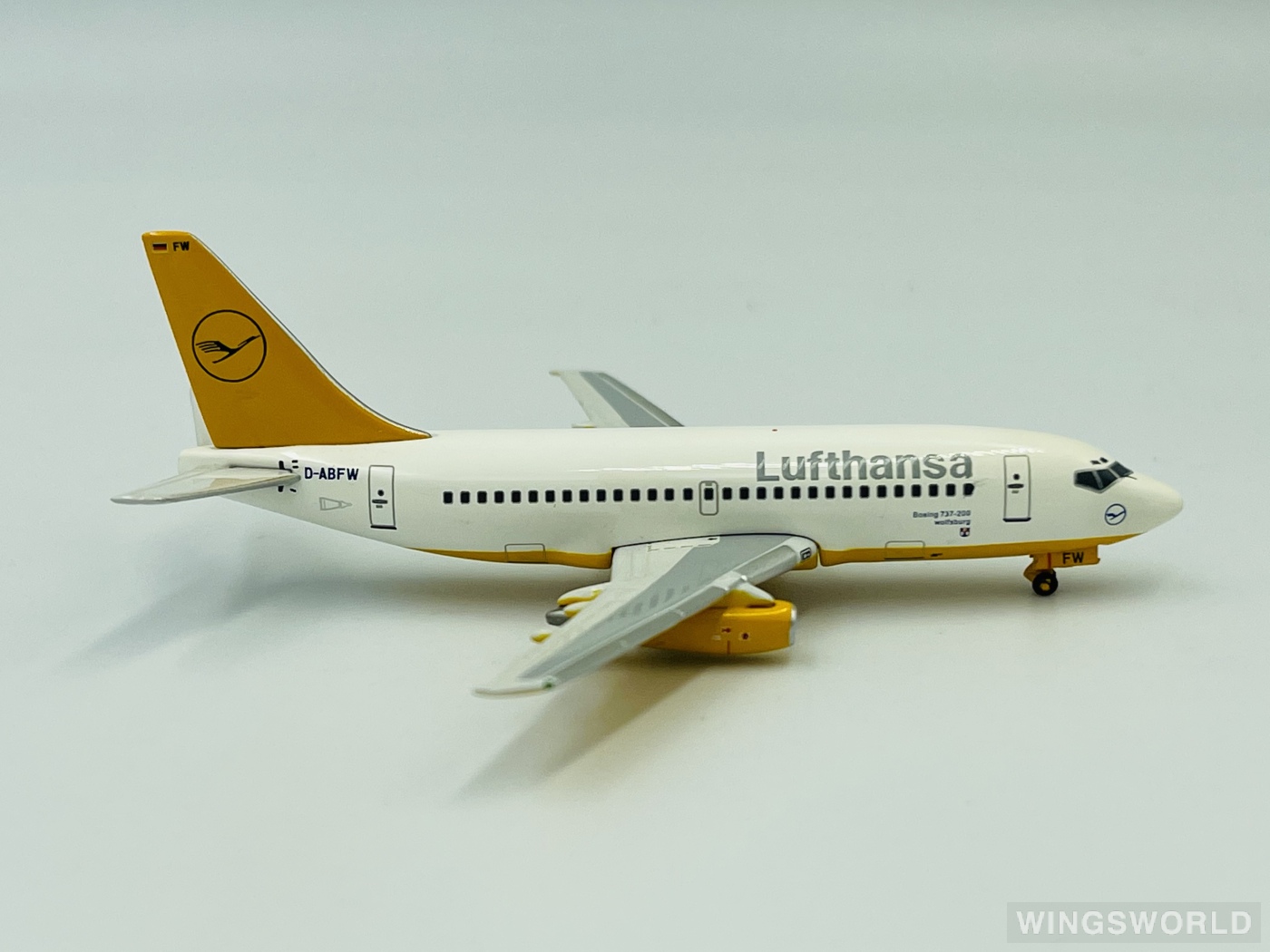 SMA 1:400 SMA030801 Lufthansa 汉莎航空 Boeing 737-200 D-ABFW