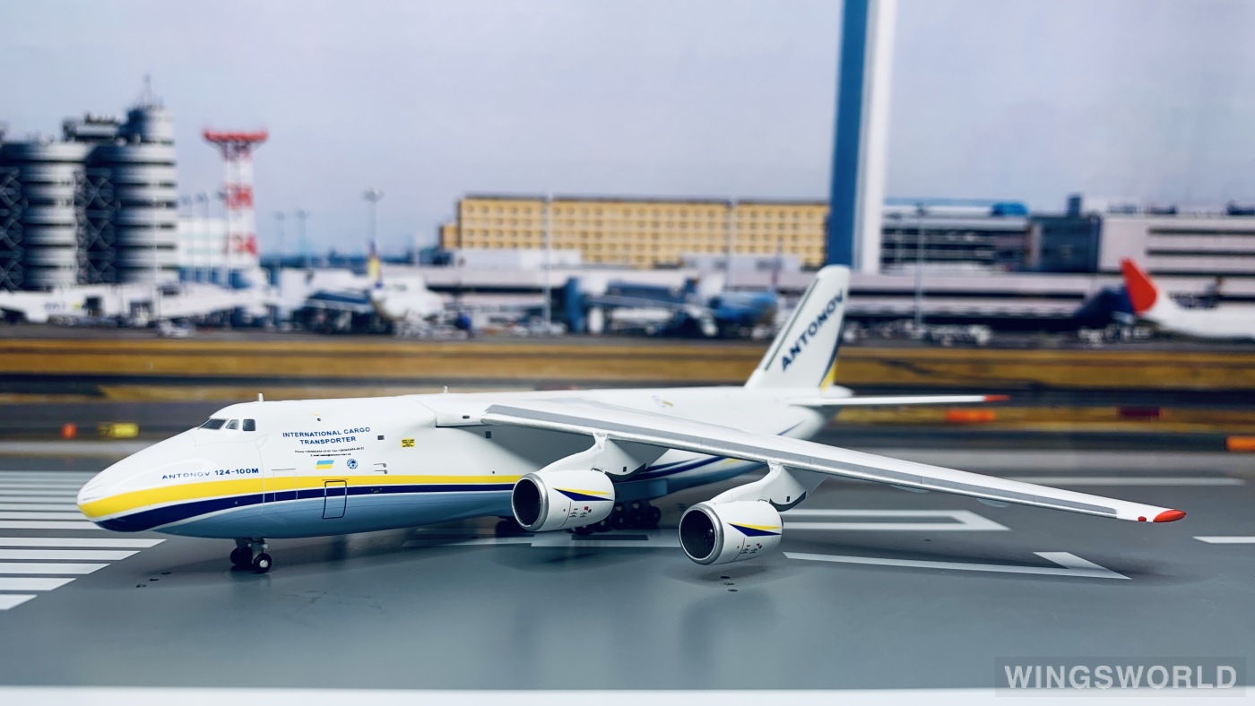 Geminijets 1:400 Antonov An-124 Antonov 安东诺夫GJADB1989 UR