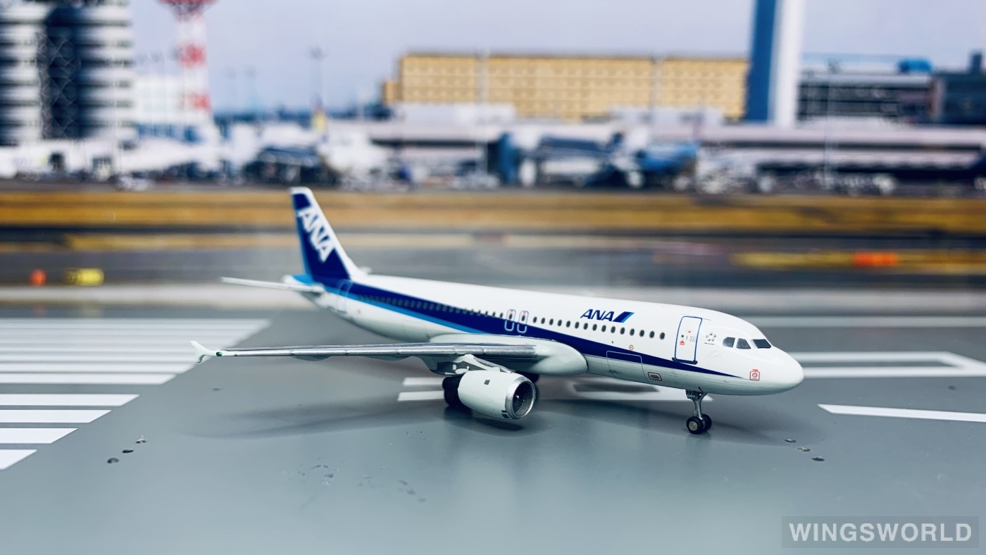 航空機・ヘリコプター JCwiog 1/400 ANA A320 JA8392 JCwiog 1/400 ANA A320 JA8392 - メルカリ