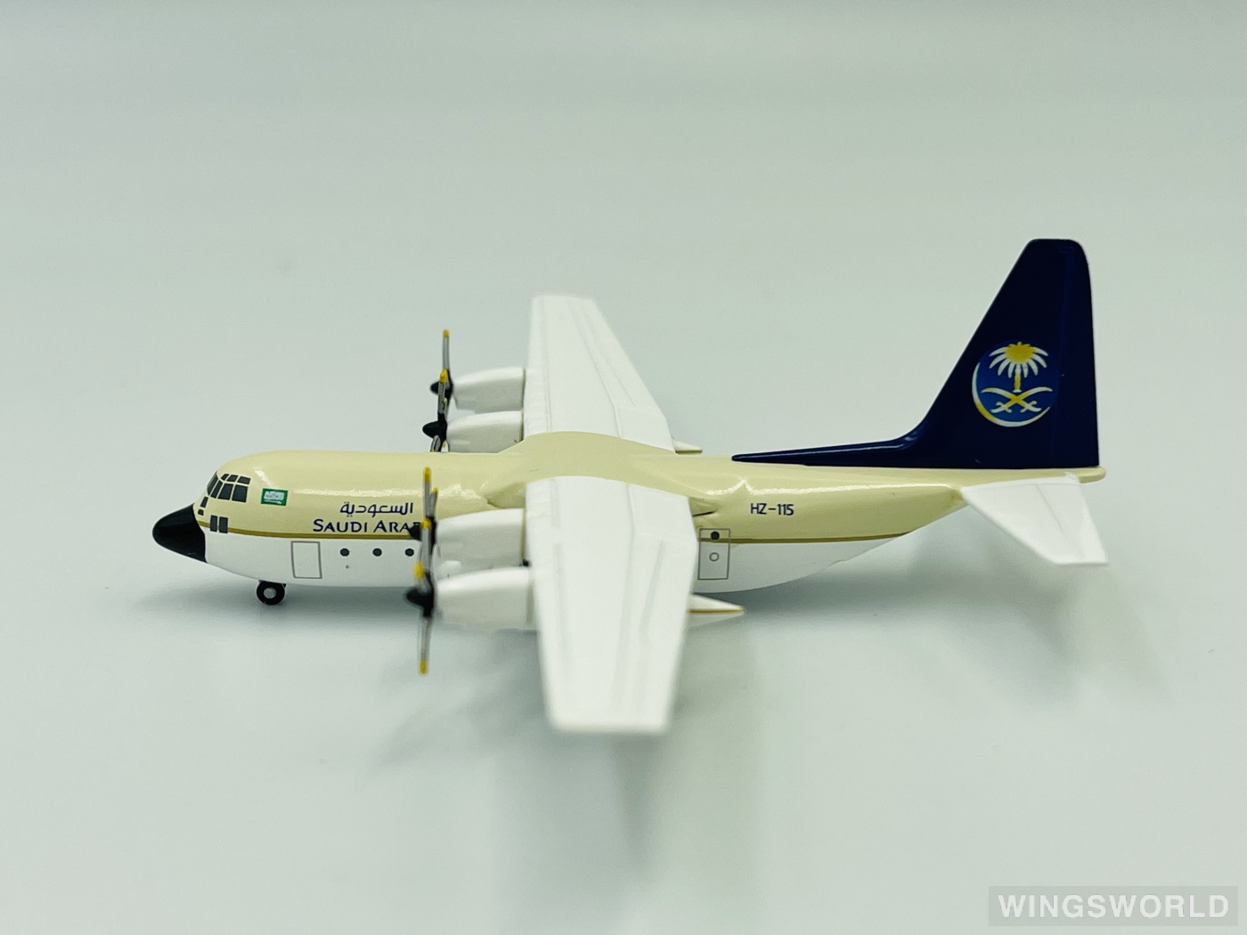 Jet-X 1:400 JX093 Saudia 沙特阿拉伯航空 Lockheed C-130 Hercules HZ-115