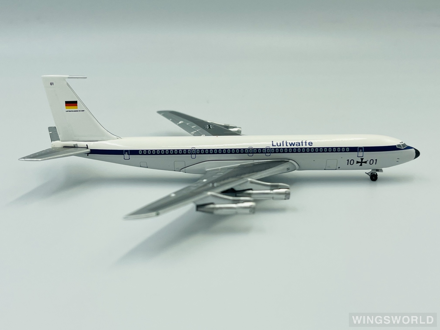 AeroClassics 1:400 AC1001 Luftwaffe 德国空军 Boeing 707-300 10+01