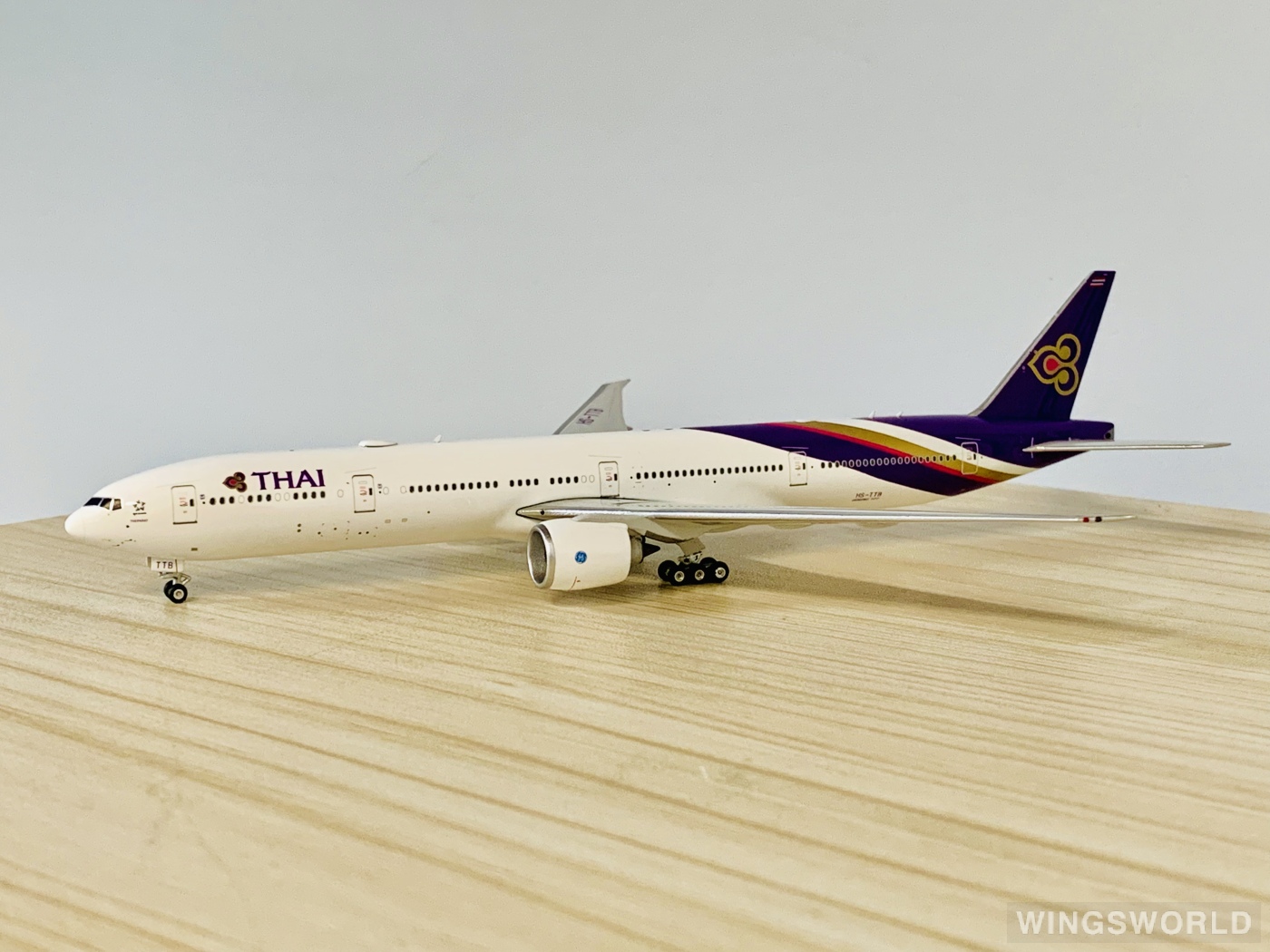 Phoenix 1:400 PH11678 Thai Airways 泰国国际航空 Boeing 777-300ER HS-TTB