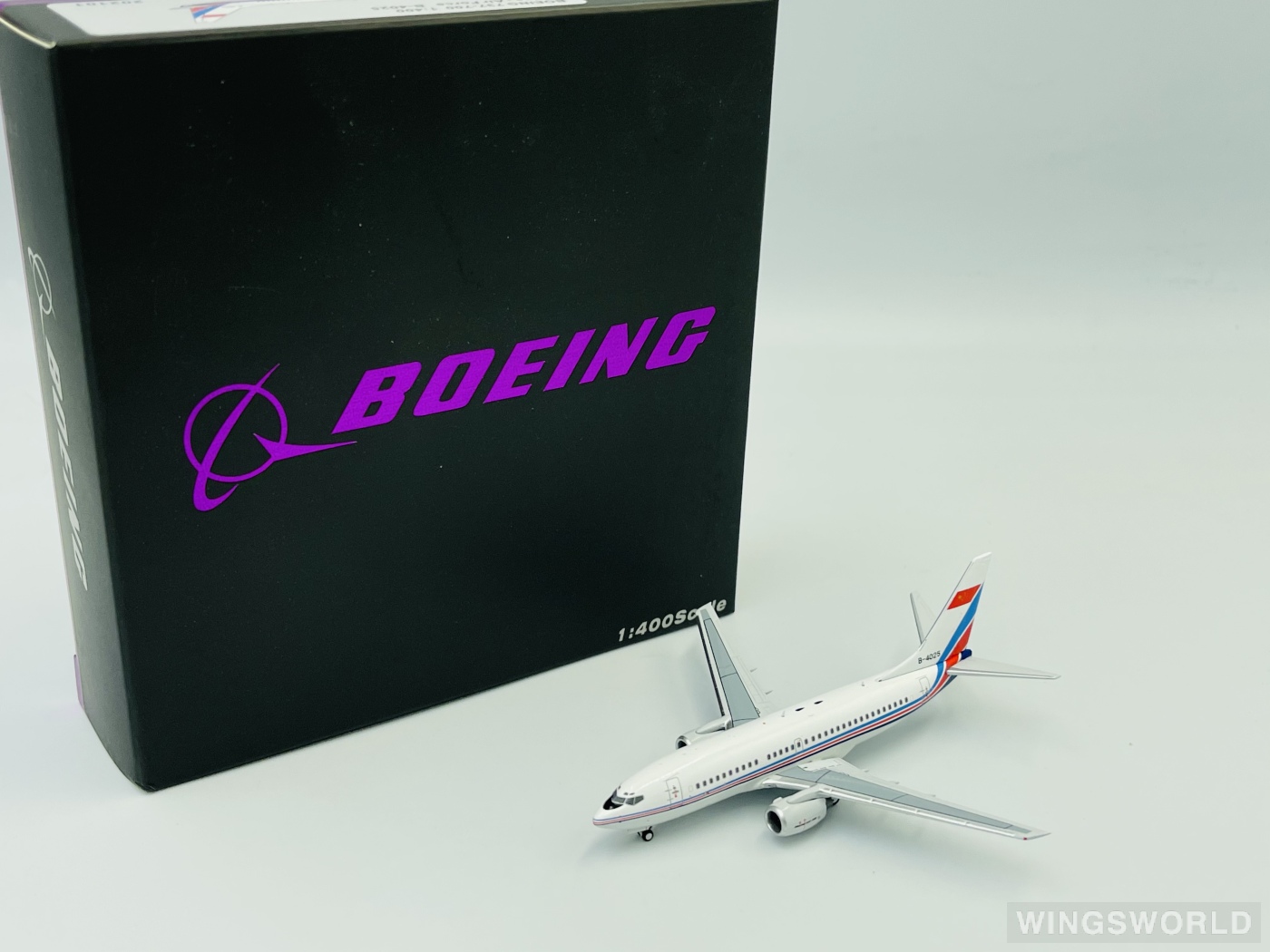 Pandamodel 1:400 202101 PLAAF 中国空军 Boeing 737-700 B-4025