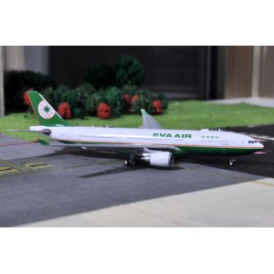 EVA Air 长荣航空 Airbus A330-200 B-16308  XX4907 JC Wings 1:400