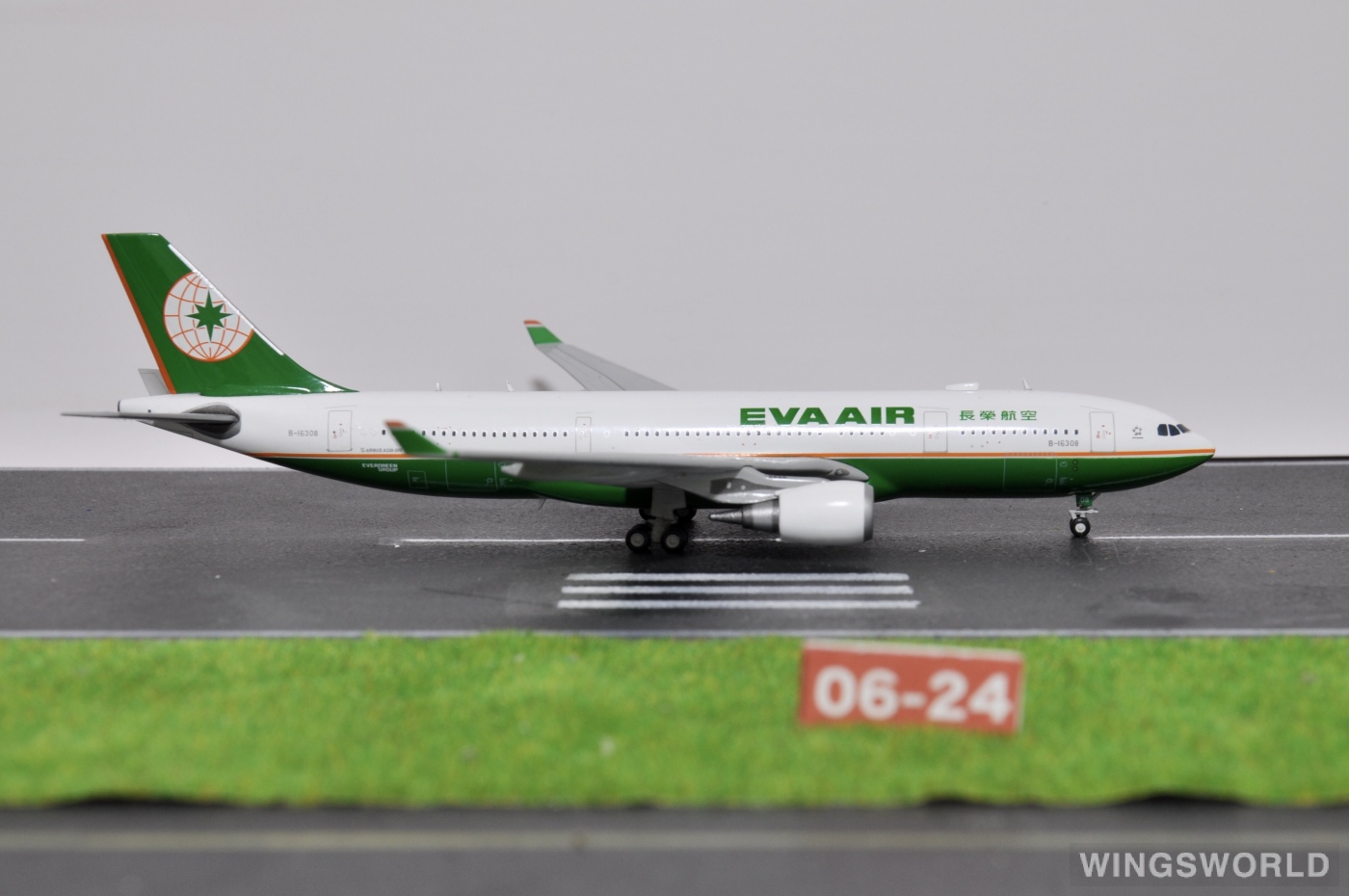 JC Wings 1:400 XX4907 EVA Air 长荣航空 Airbus A330-200 B-16308