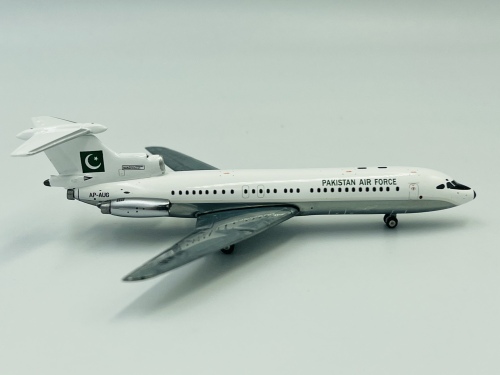 PAF 巴基斯坦空军 Hawker Siddeley Trident AP-AUG  GMPAF030 Geminijets 1:400