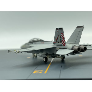 U.S. Navy 美国海军 McDonnell Douglas F/A-18 165795  HG6436 Hogan 1:200