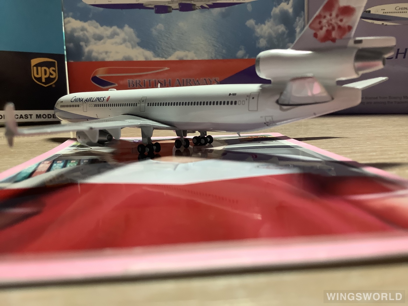 JC Wings 1:400 XX4439 China Airlines 中华航空 McDonnell Douglas MD-11 B-153