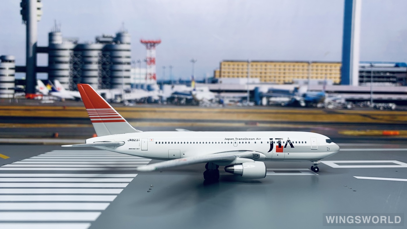 Geminijets 1:400 GJJTA15701A Japan Transocean Air 日本越洋航空 Boeing 767-200 JA8231