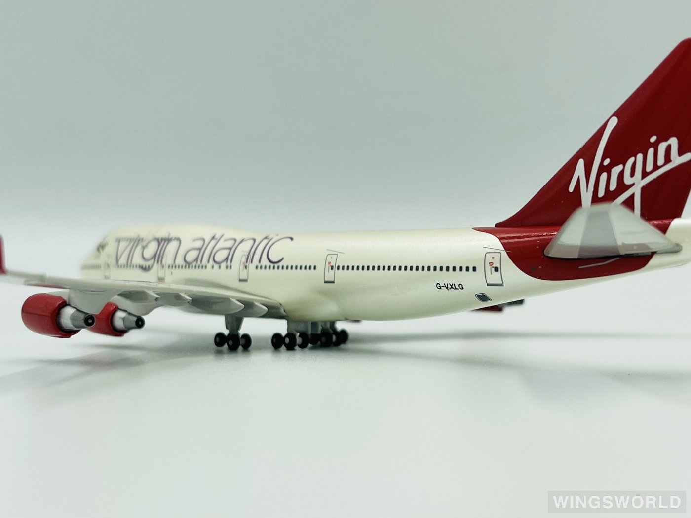 Geminijets 1:400 GJVIR1082 Virgin Atlantic Airways 维珍航空 Boeing 747-400 G-VXLG