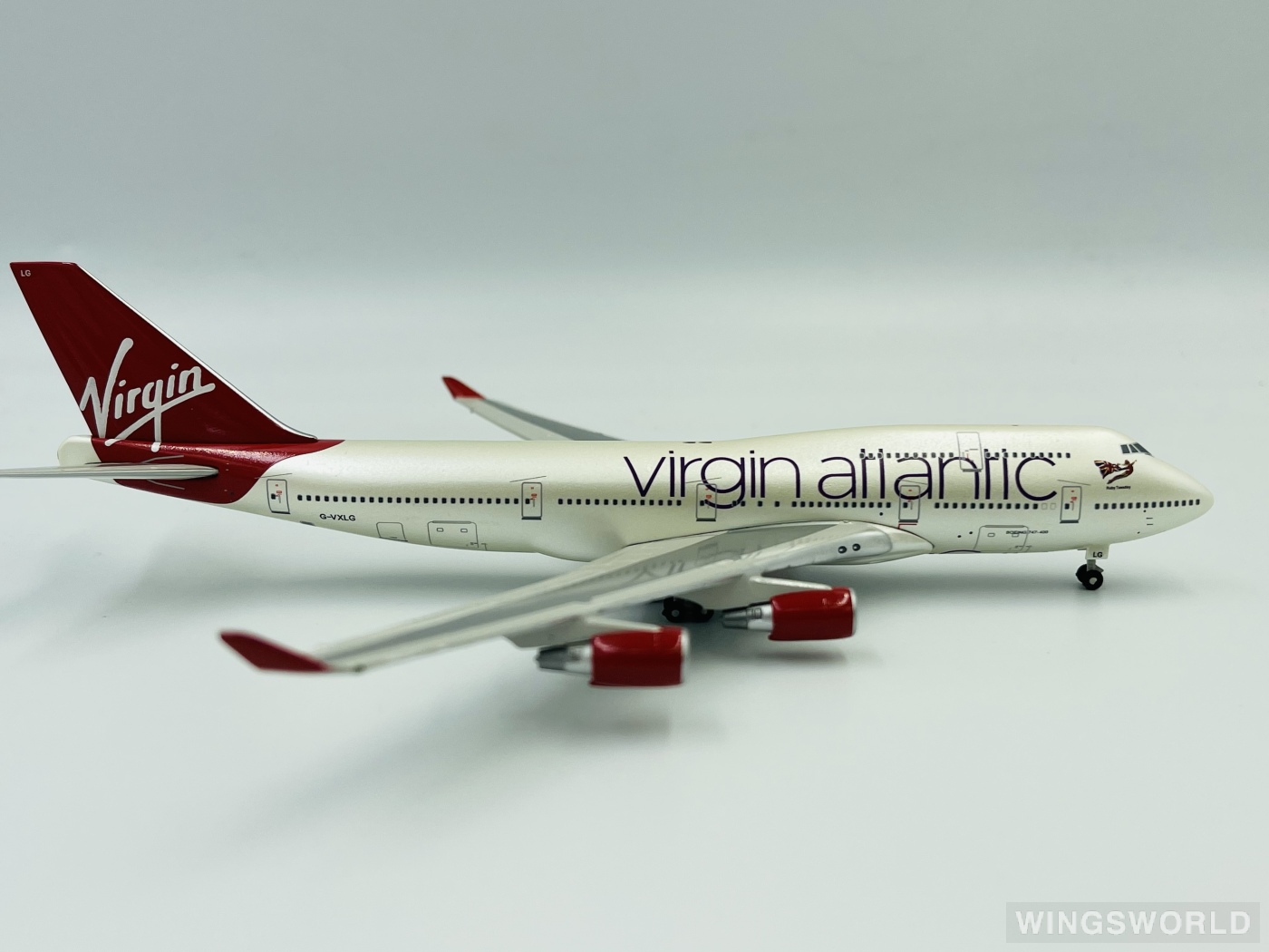 Geminijets 1:400 GJVIR1082 Virgin Atlantic Airways 维珍航空 Boeing 747-400 G-VXLG