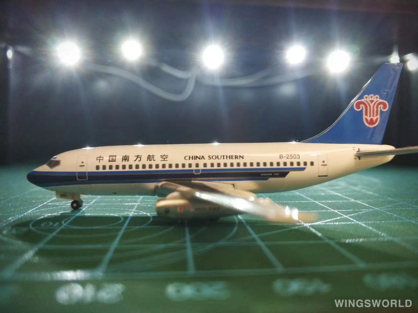 AeroClassics 1:400 AC18096 China Southern 中国南方航空 Boeing 737-200 B-2503