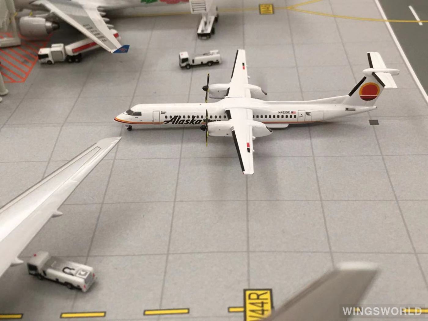 Geminijets 1:400 GJASA1879 Alaska Airlines 阿拉斯加航空 Bombardier Dash 8-400 N421QX