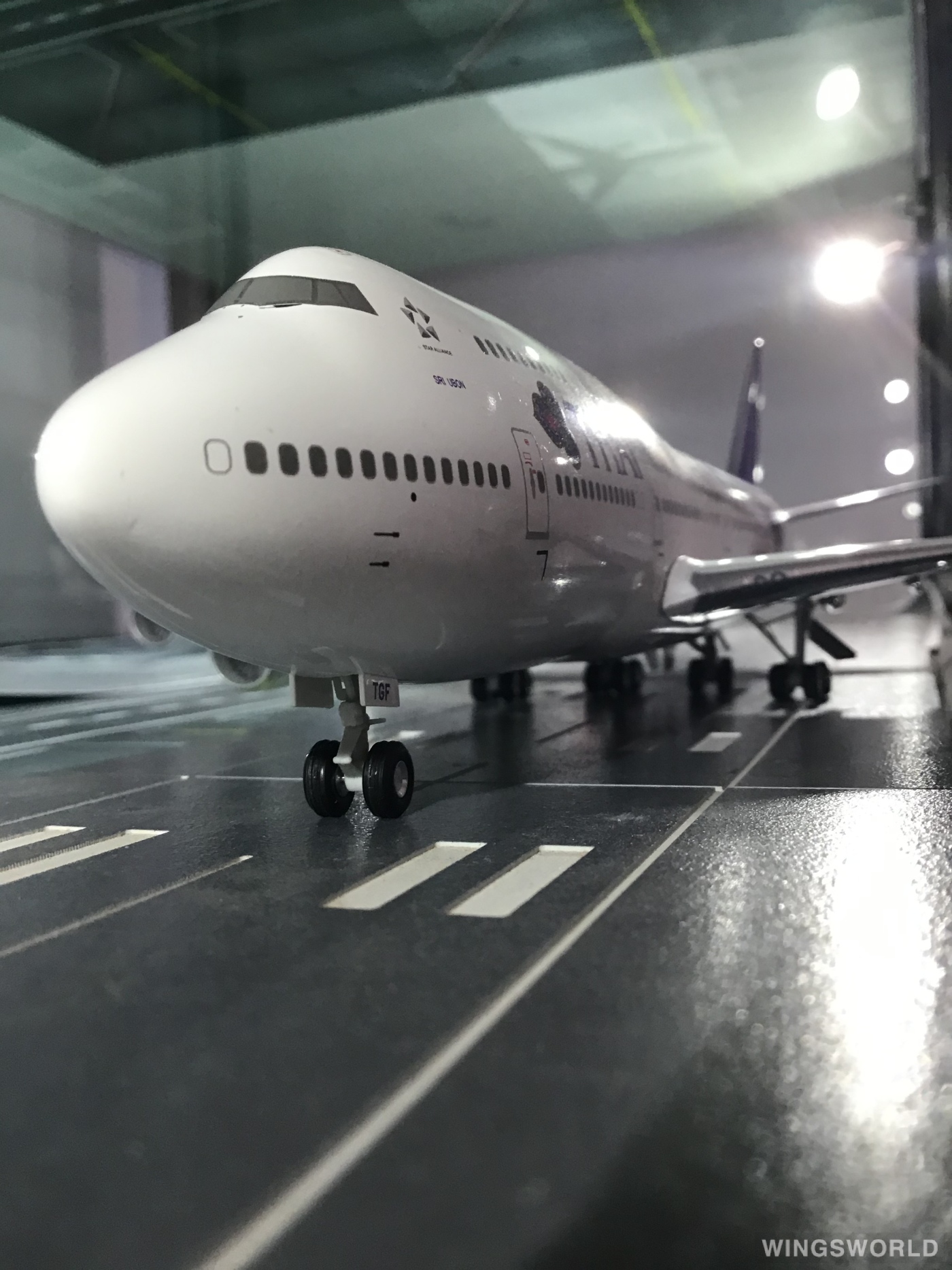 Hogan 1:200 HG2247GR Thai Airways 泰国国际航空 Boeing 747-400 HS-TGF