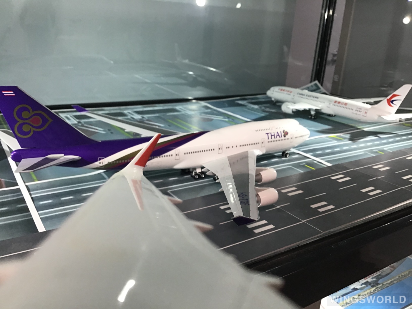Hogan 1:200 HG2247GR Thai Airways 泰国国际航空 Boeing 747-400 HS-TGF