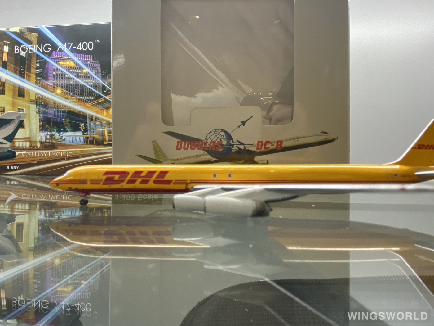 AeroClassics 1:400 AC419747 DHL 敦豪 Douglas DC-8 N819AX