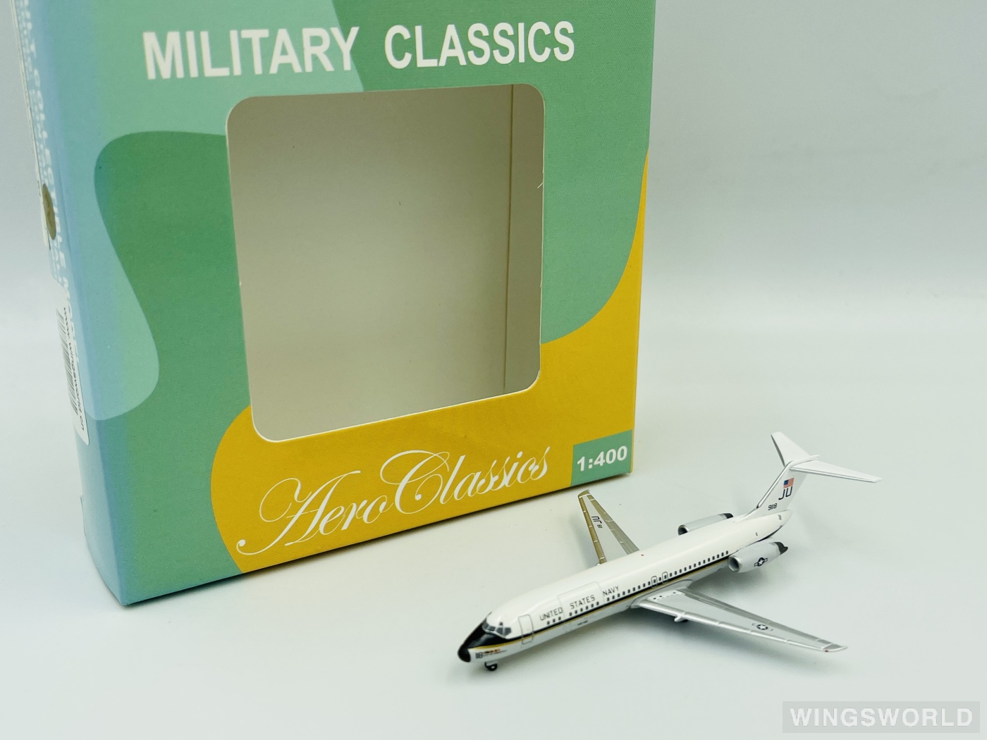 AeroClassics 1:400 AC159118 U.S. Navy 美国海军 McDonnell Douglas DC-9 9118