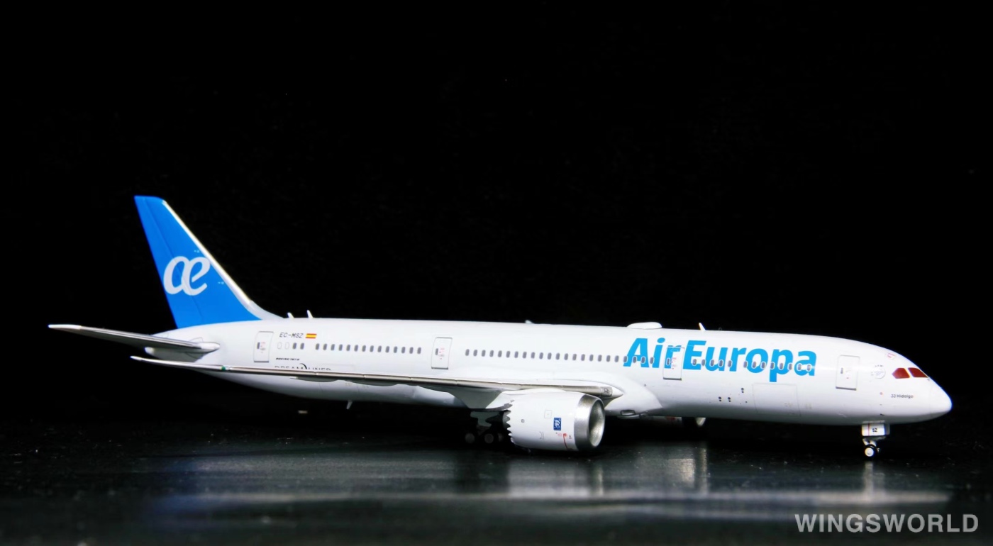 JC Wings 1:400 XX4050 Air Europa 欧罗巴航空 Boeing 787-9 EC-MSZ