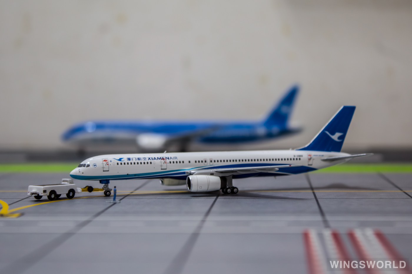 NGmodels 1:400 NG53125 XiamenAir 厦门航空 Boeing 757-200 B-2868