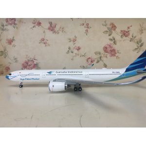 Garuda Indonesia 印度尼西亚鹰航 Airbus A330-900neo PK-GHG Ayo Pakai Masker LH2260 JC Wings 1:200