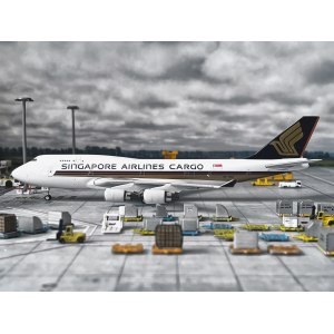 Singapore Airlines 新加坡航空 Boeing 747-400 9V-SCA 2008s colors. 
