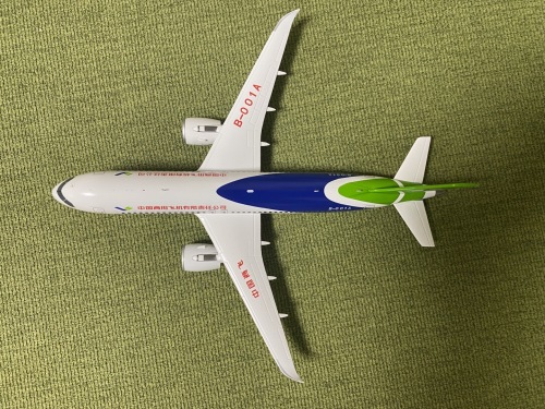 COMAC 中国商飞 Comac C919 B-001A  LH2223 JC Wings 1:200