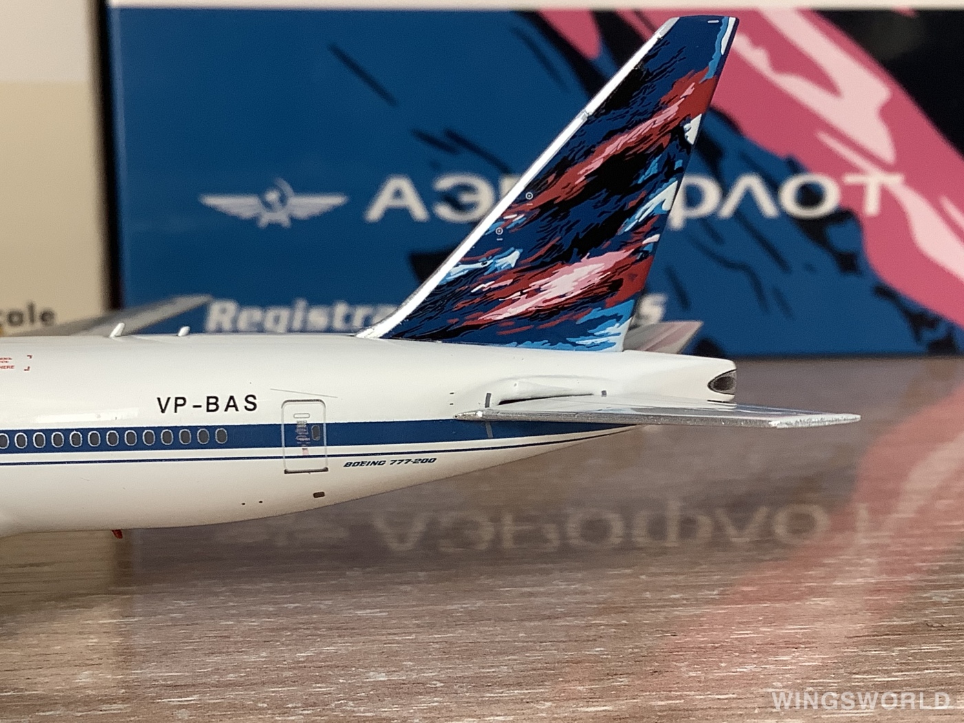 Phoenix 1:400 PH11160 Aeroflot 俄罗斯航空 Boeing 777-200 VP-BAS