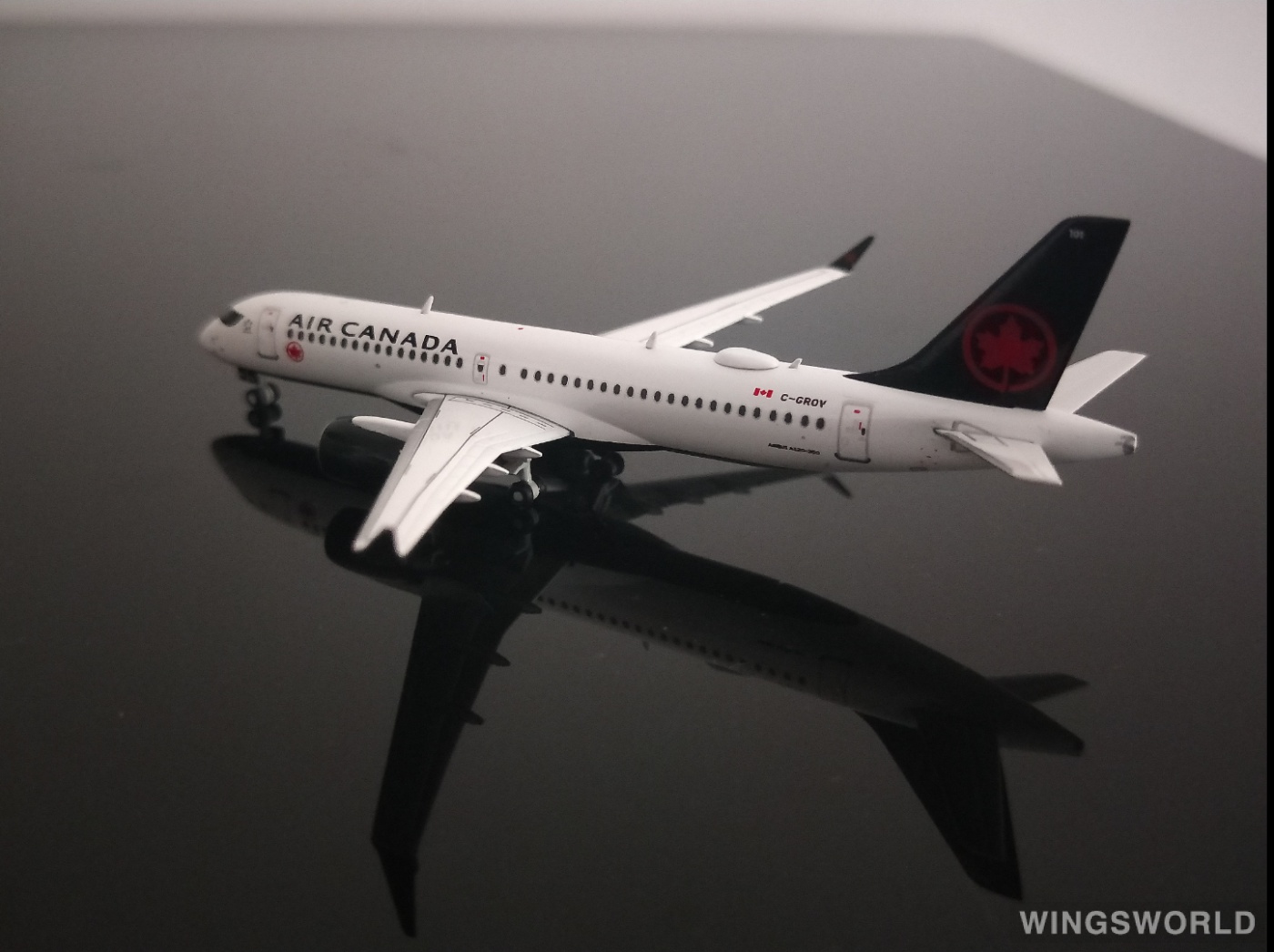 Geminijets 1:400 GJACA1733 Air Canada 加拿大航空 Airbus A220-300 C-GROV