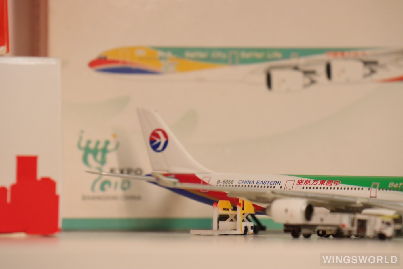 Phoenix 1:400 PH10113 China Eastern 中国东方航空 Airbus A340-600 B-6055