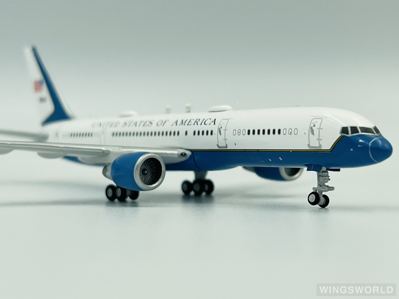 Geminijets 1:400 GJAFO1635 USAF 美国空军 Boeing 757-200 80002