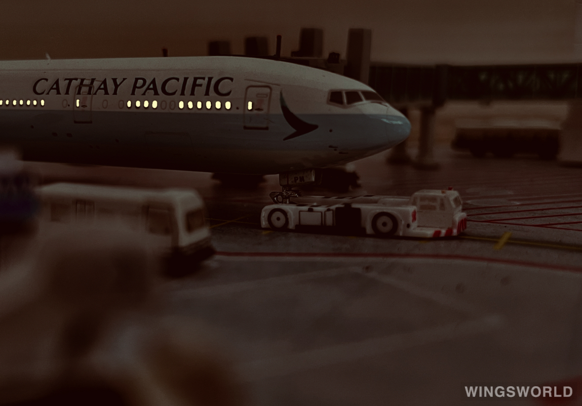 航空機・ヘリコプター 1/400 CathayPacific 777-300ER(B-KPM) Ph Cathay Pacific Boeing 777-300ER B-KQI One World JC Wings