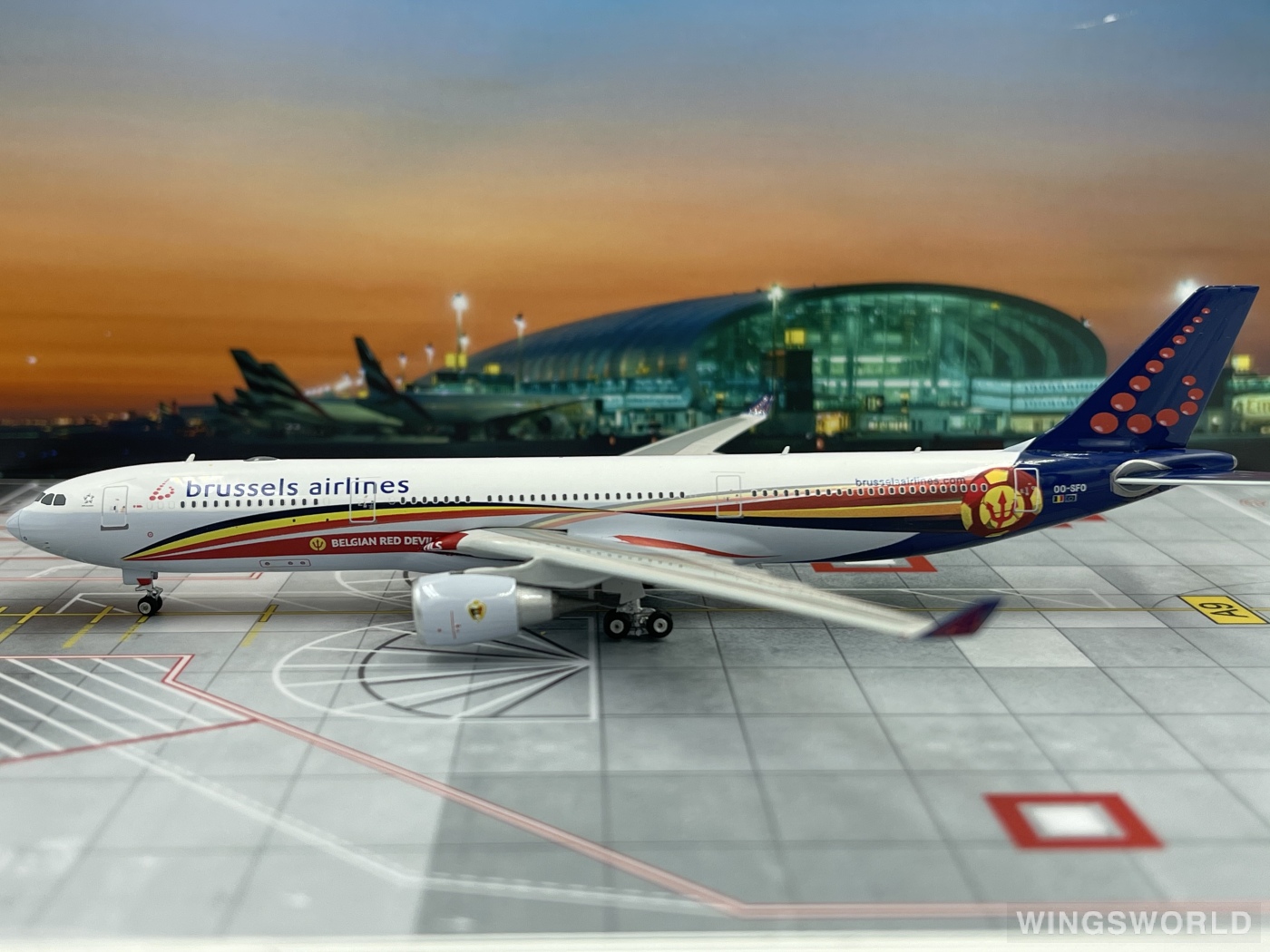 Phoenix 1:400 PH11287 Brussels Airlines 布鲁塞尔航空 Airbus A330-300 OO-SFO