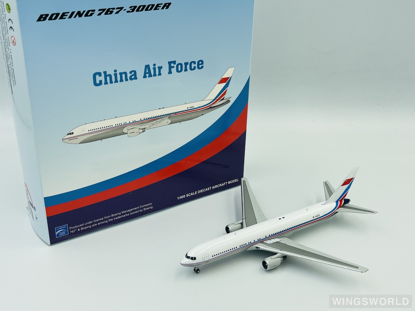 JC Wings 1:400 LH4127 PLAAF 中国空军 Boeing 767-300ER B-4025