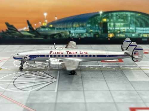 Dragon Models 1:400 Lockheed L-1049 Super Constellation