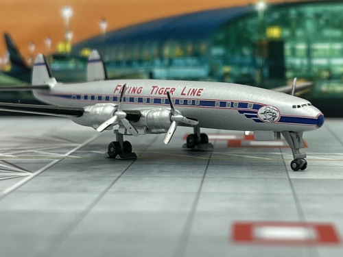 Flying Tiger Line 飞虎航空 Lockheed L-1049 Super Constellation N6925C  55779 Dragon Models 1:400
